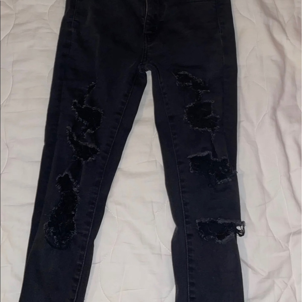 American eagle black ripped jean